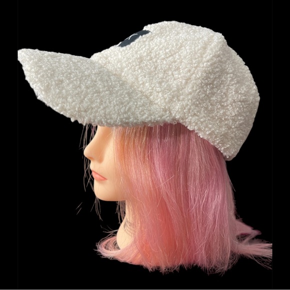 Hats - Picture 2 of 4